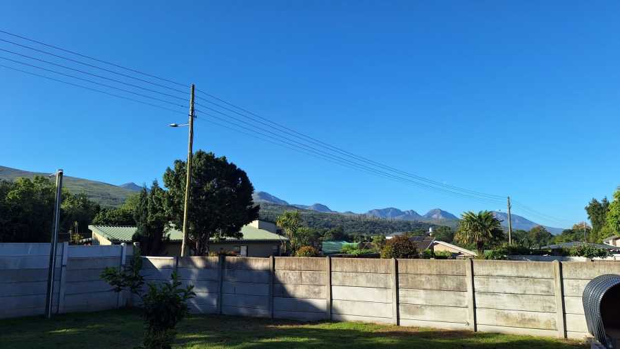 4 Bedroom Property for Sale in Denneoord Western Cape